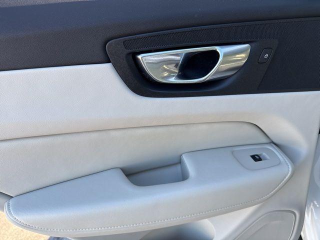 used 2023 Volvo XC60 Recharge Plug-In Hybrid car, priced at $39,845