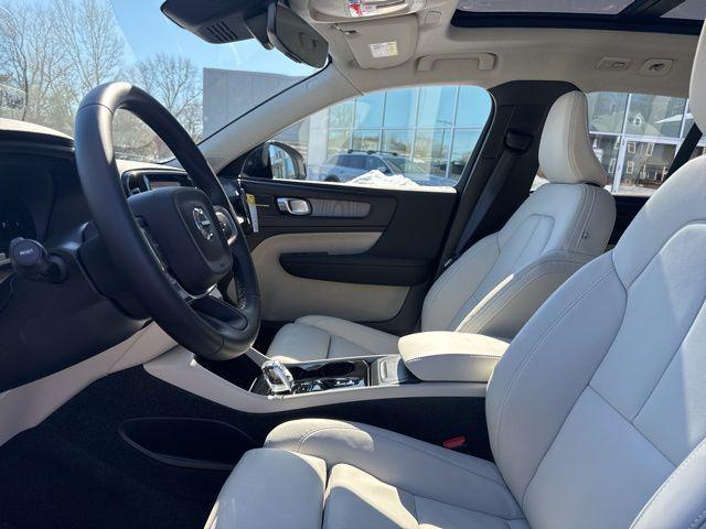 new 2026 Volvo XC40 car, priced at $53,985