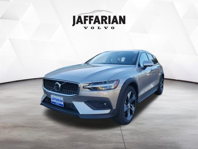 new 2026 Volvo V60 Cross Country car, priced at $55,620