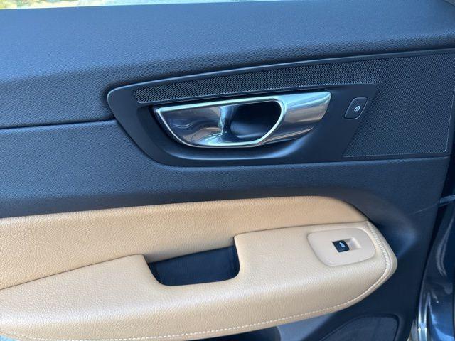 used 2020 Volvo XC60 car, priced at $24,934