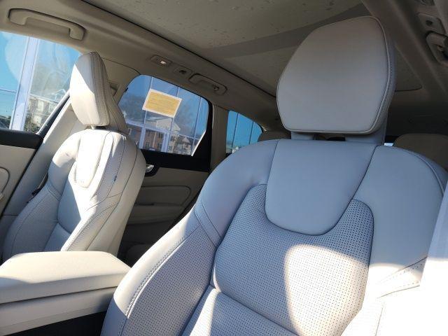 new 2026 Volvo XC60 car, priced at $64,160