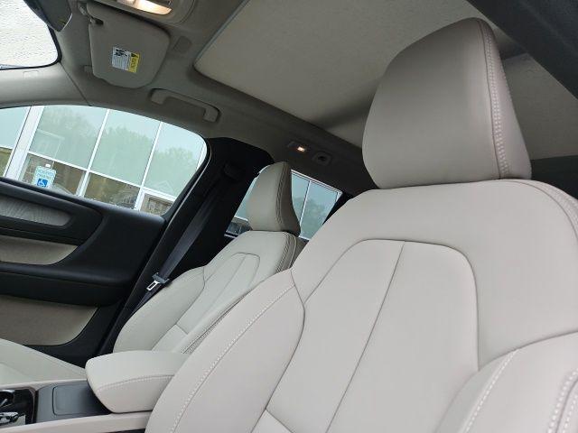 new 2026 Volvo XC40 car, priced at $51,960