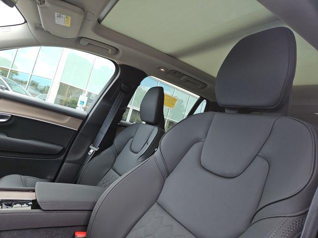 new 2026 Volvo XC90 car, priced at $62,445