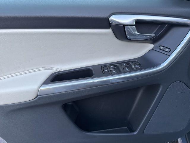 used 2017 Volvo XC60 car, priced at $11,498