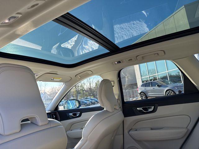 used 2021 Volvo XC60 car, priced at $26,000
