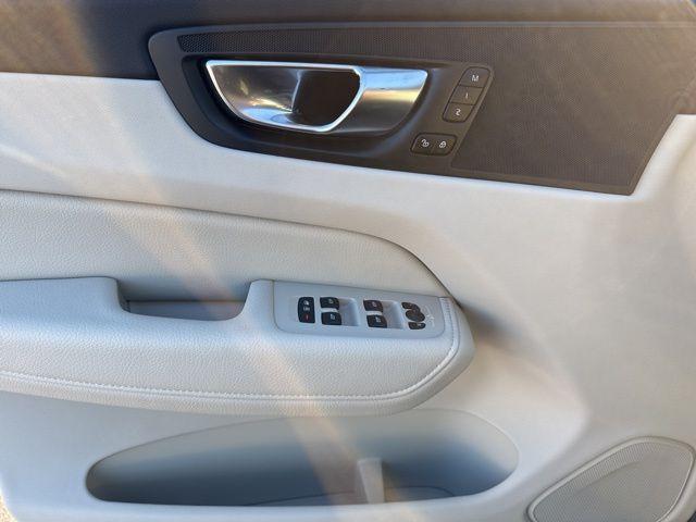 used 2021 Volvo XC60 car, priced at $26,000