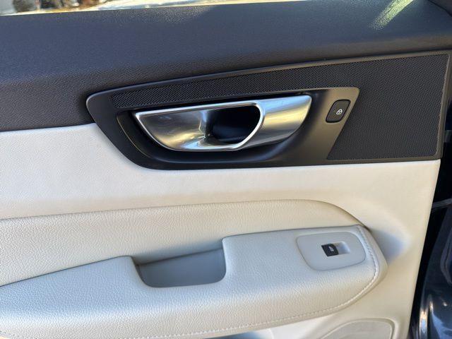 used 2021 Volvo XC60 car, priced at $26,000
