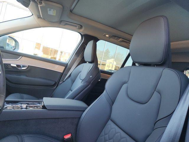 new 2026 Volvo XC90 car, priced at $63,755