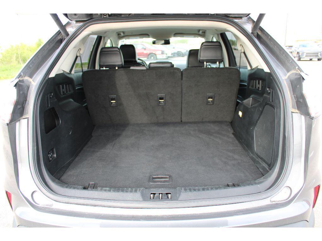 used 2023 Ford Edge car, priced at $22,495