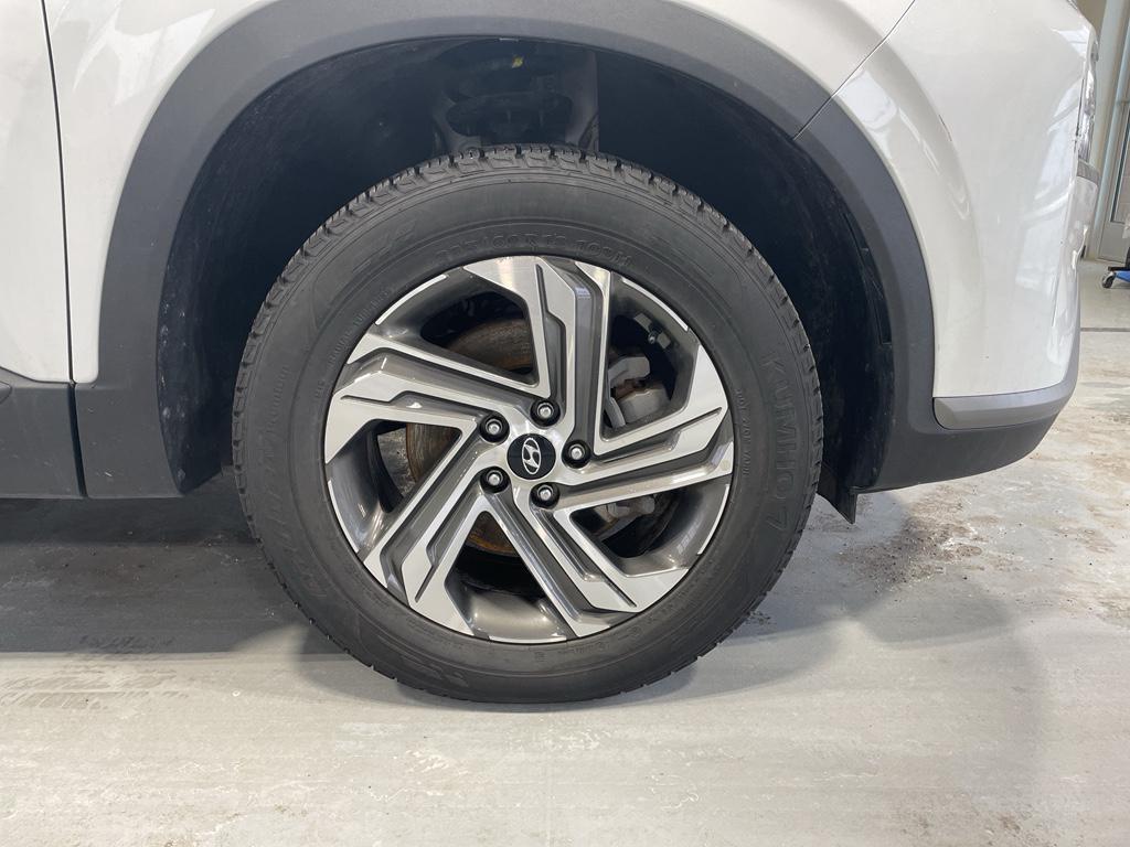 used 2022 Hyundai Santa Fe car, priced at $20,495