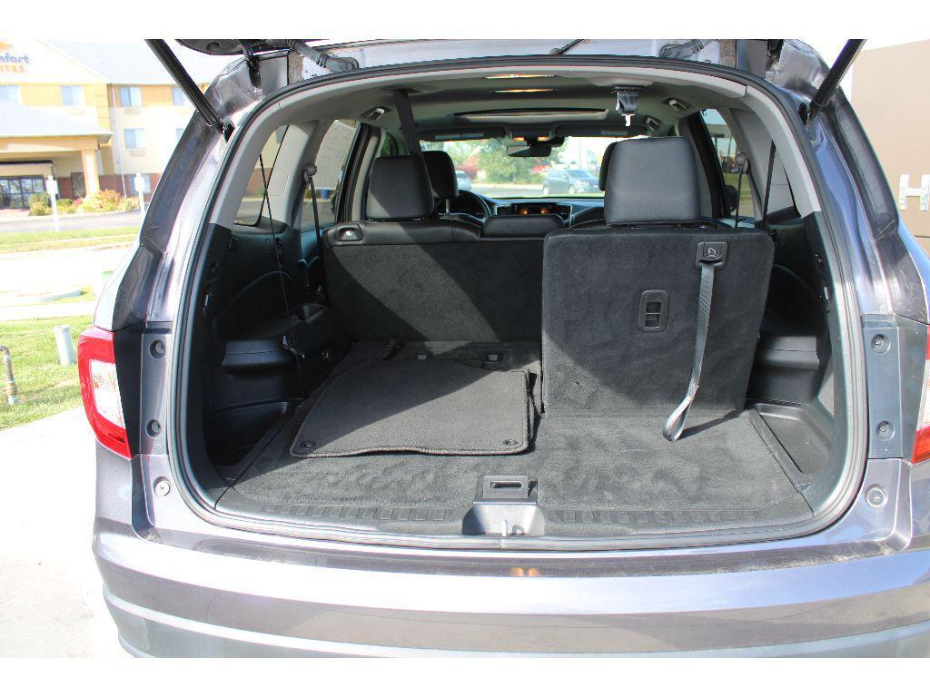 used 2022 Honda Pilot car, priced at $29,495