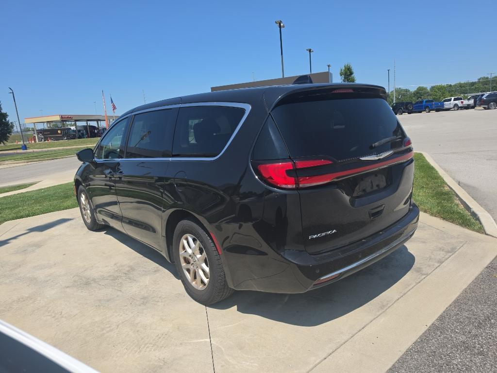 used 2023 Chrysler Pacifica car, priced at $20,825