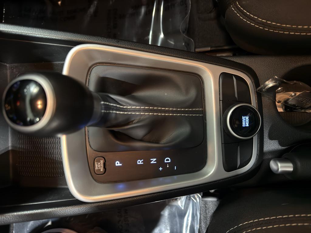 used 2024 Hyundai Venue car, priced at $18,995