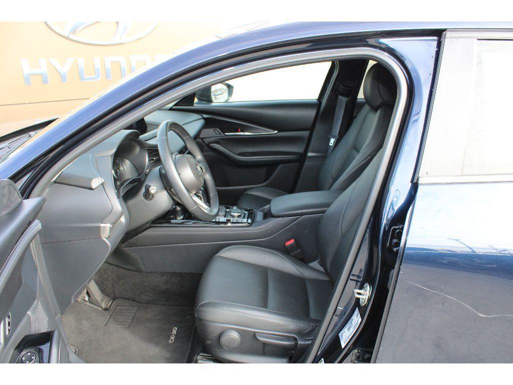 used 2025 Mazda CX-30 car, priced at $22,995