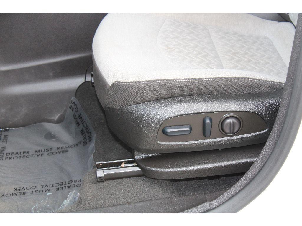 used 2023 Chevrolet Equinox car, priced at $18,995