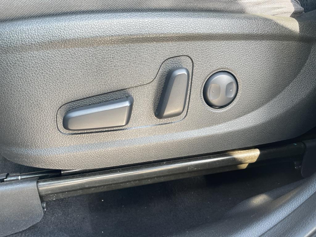 used 2023 Hyundai Santa Fe car, priced at $20,995