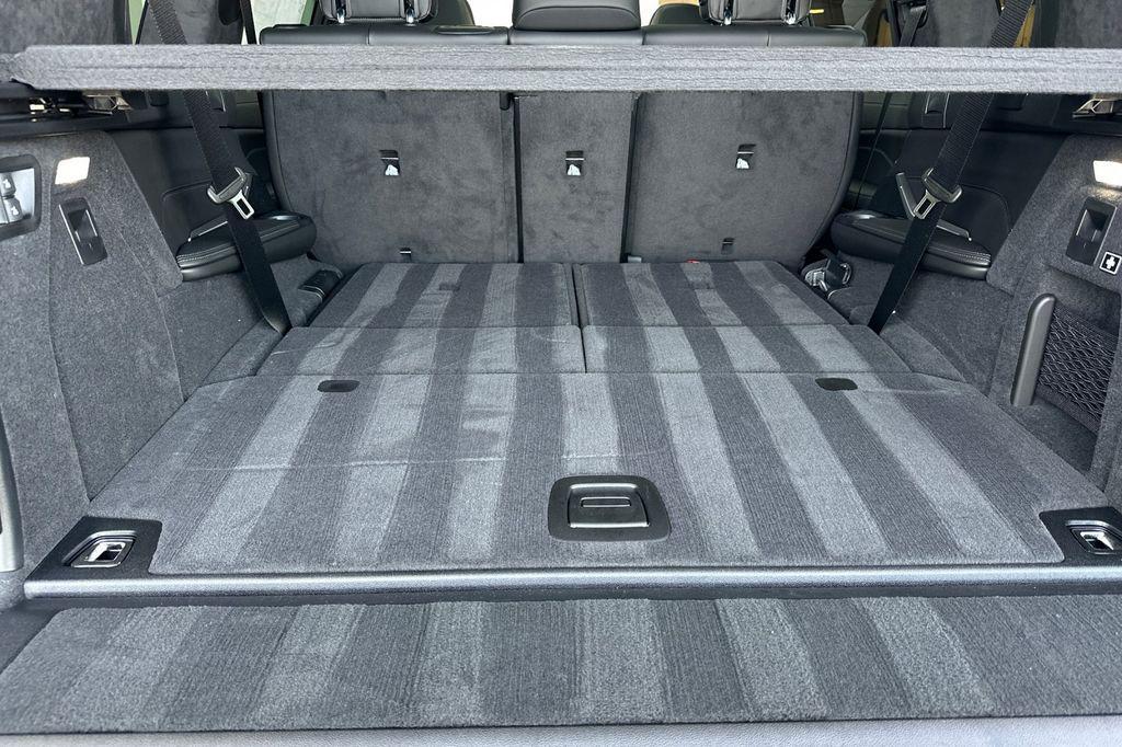 new 2026 BMW X7 car, priced at $98,165