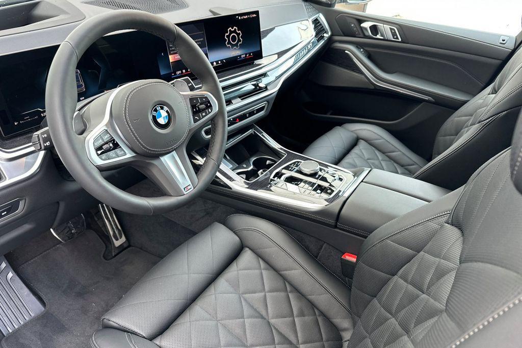 new 2026 BMW X7 car, priced at $98,165