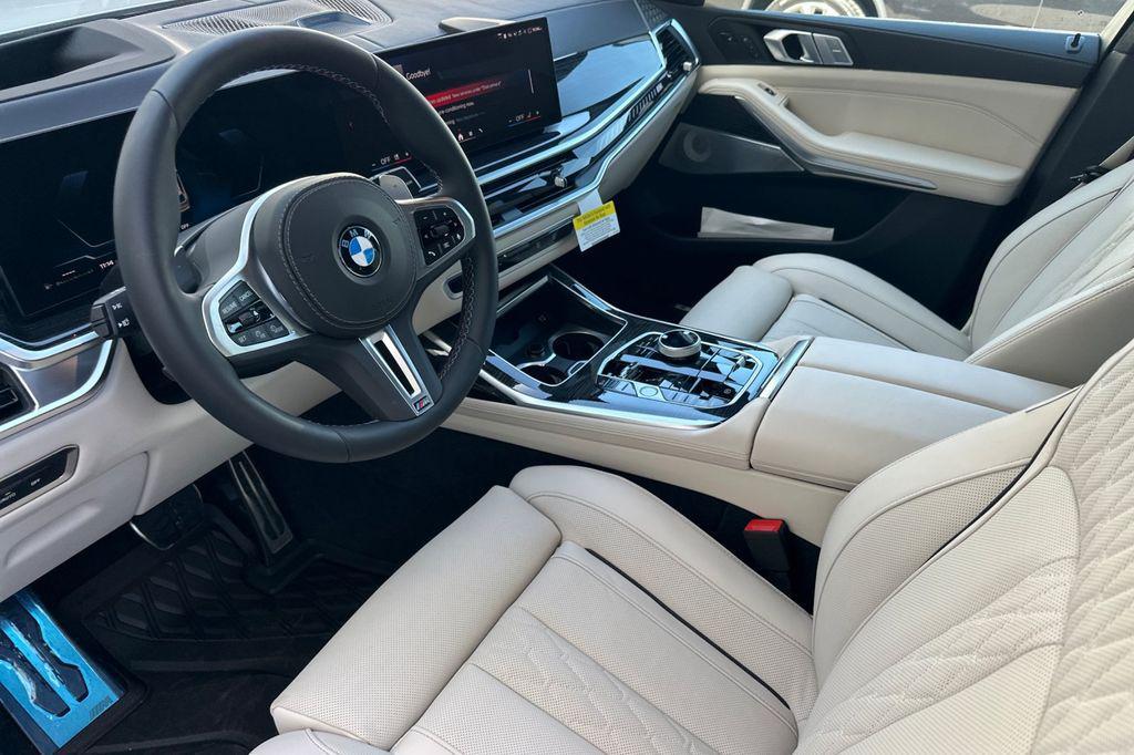 new 2026 BMW X7 car, priced at $131,305