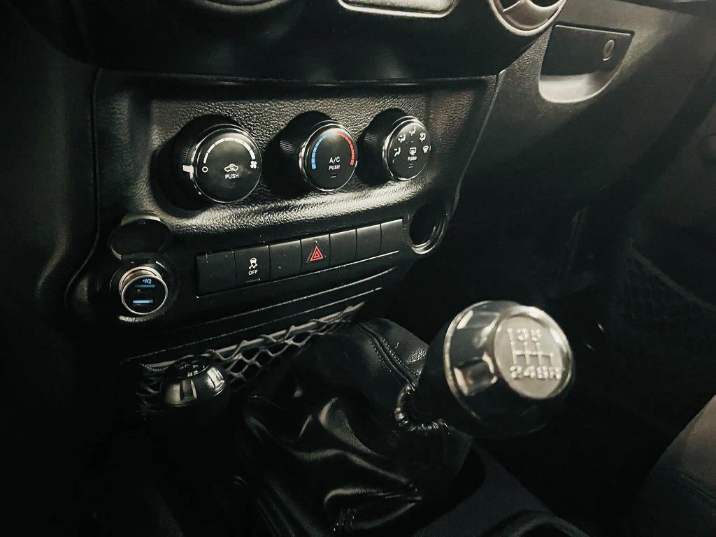 used 2013 Jeep Wrangler Unlimited car, priced at $12,750