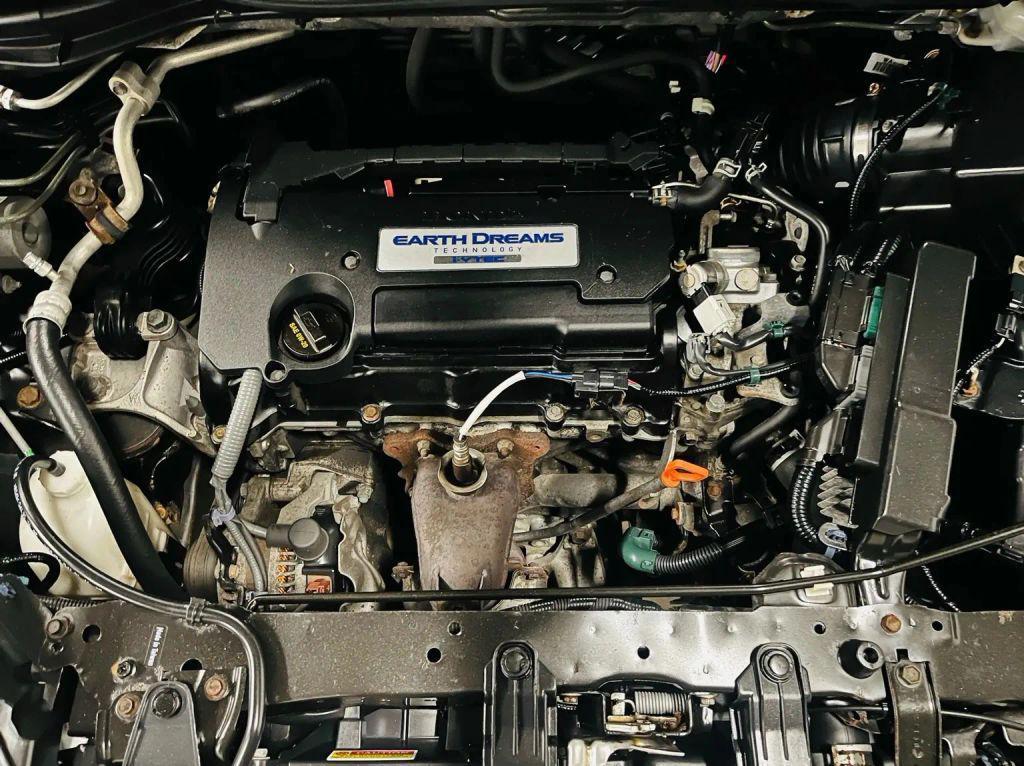 used 2015 Honda CR-V car, priced at $11,472