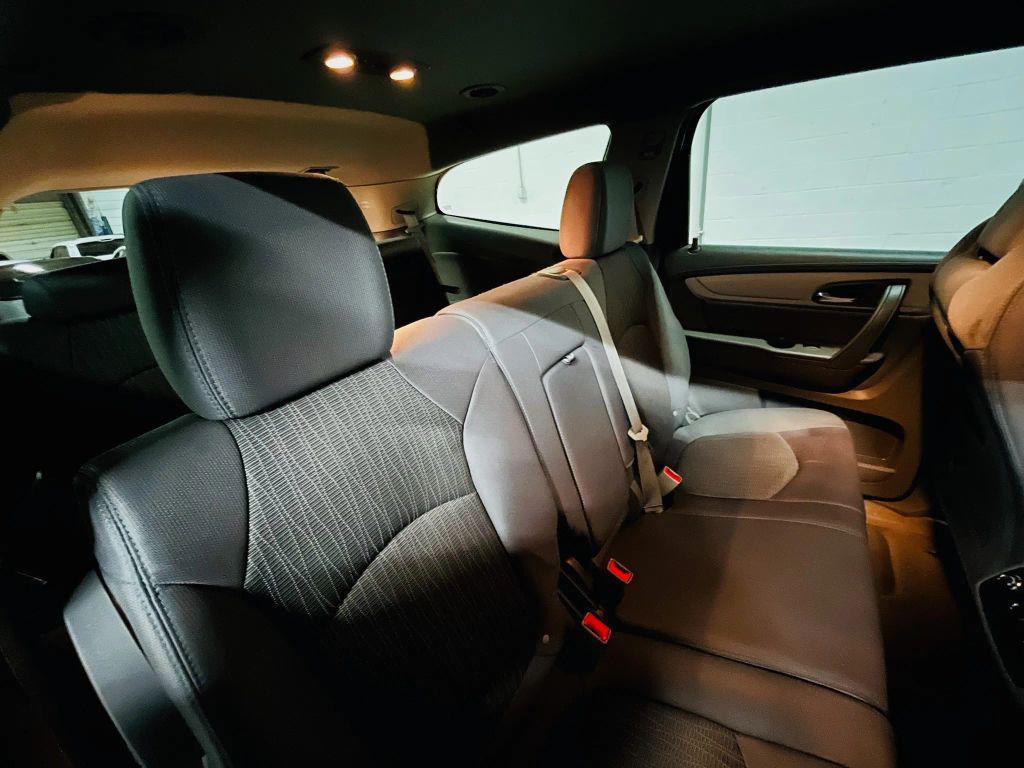 used 2014 Chevrolet Traverse car, priced at $8,500