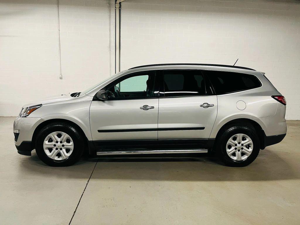 used 2014 Chevrolet Traverse car, priced at $8,500
