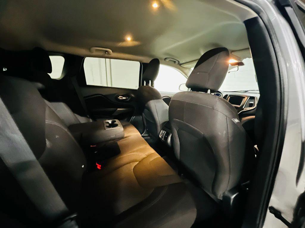 used 2019 Jeep Cherokee car, priced at $10,250