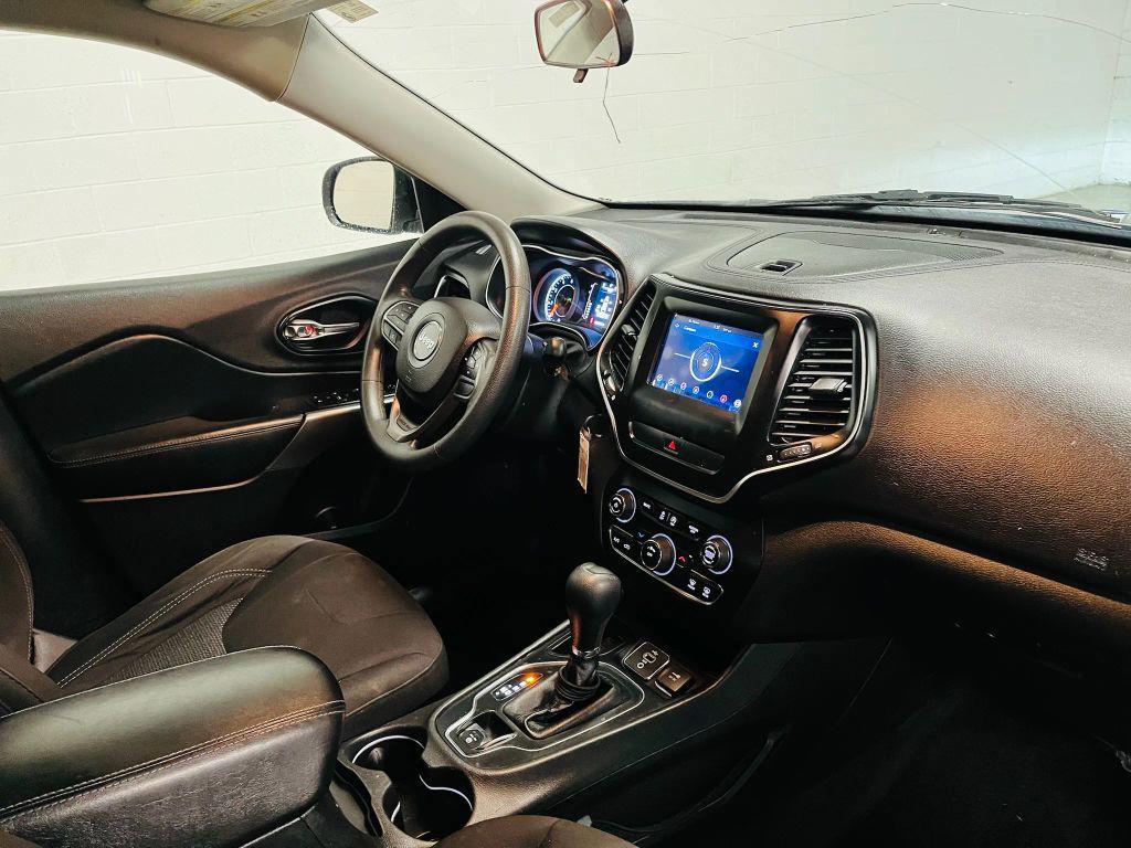 used 2019 Jeep Cherokee car, priced at $10,250