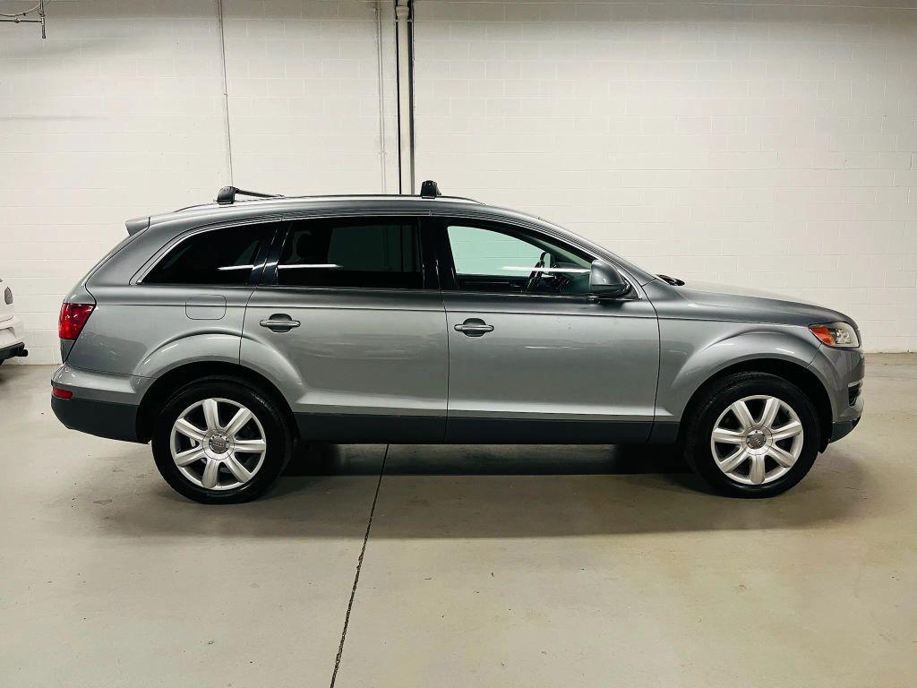 used 2007 Audi Q7 car, priced at $5,900