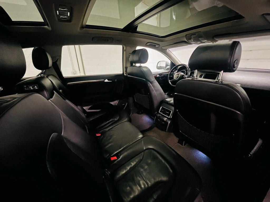 used 2007 Audi Q7 car, priced at $5,900