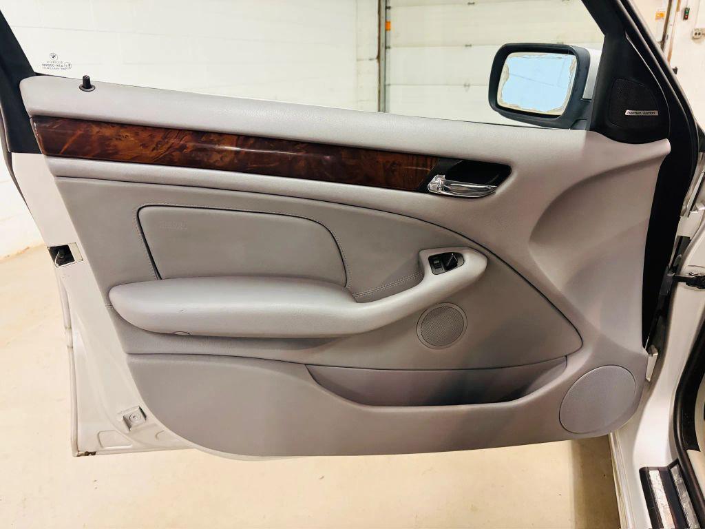 used 2003 BMW 330 car, priced at $4,900