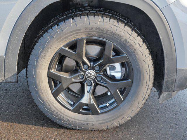 used 2024 Volkswagen Atlas car, priced at $36,475