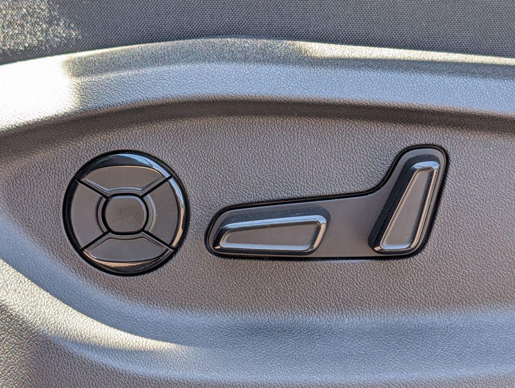 used 2025 Volkswagen Tiguan car, priced at $35,345