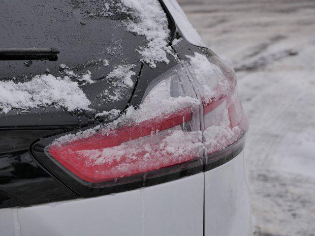 used 2024 Ford Edge car, priced at $22,475