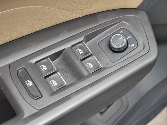 used 2022 Volkswagen Atlas Cross Sport car, priced at $25,995