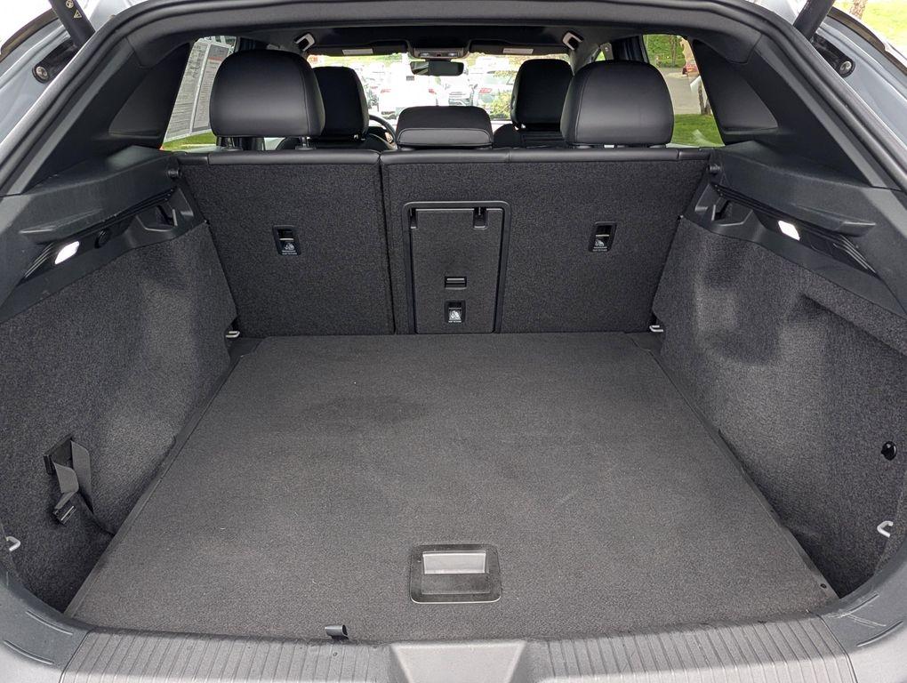 used 2022 Volkswagen ID.4 car, priced at $22,345
