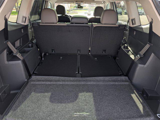 new 2026 Volkswagen Atlas car, priced at $47,624