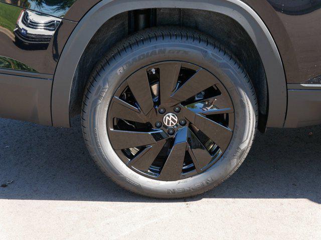 new 2026 Volkswagen Atlas car, priced at $45,731