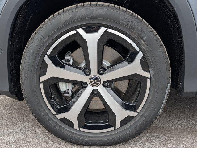 new 2026 Volkswagen Tiguan car, priced at $37,786