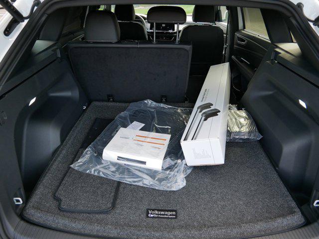 new 2026 Volkswagen Atlas Cross Sport car, priced at $47,843