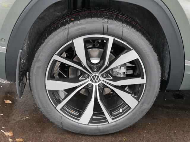 new 2026 Volkswagen Atlas Cross Sport car, priced at $53,714