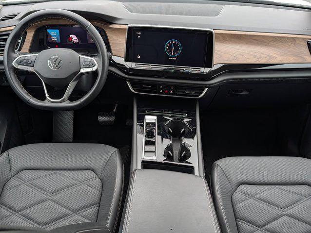 used 2025 Volkswagen Atlas car, priced at $32,325