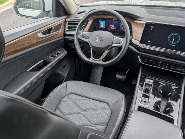 used 2025 Volkswagen Atlas car, priced at $32,325