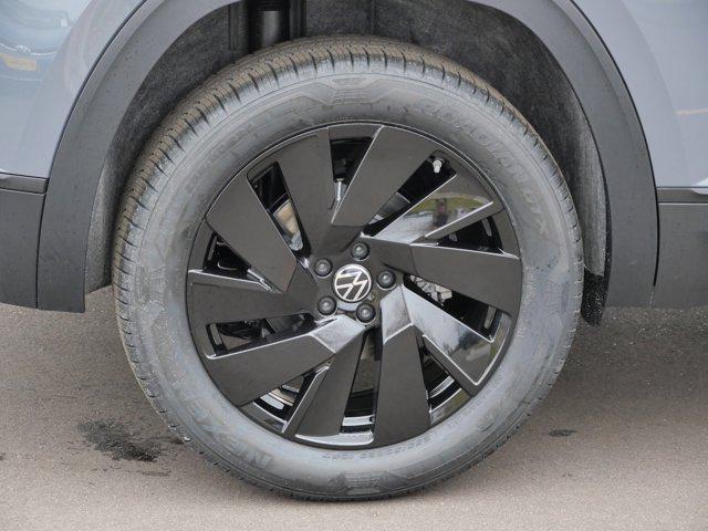 new 2026 Volkswagen Atlas Cross Sport car, priced at $47,843