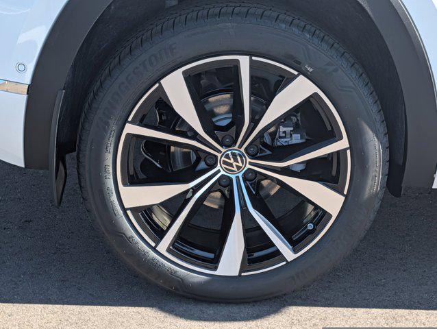 new 2026 Volkswagen Atlas Cross Sport car, priced at $51,993