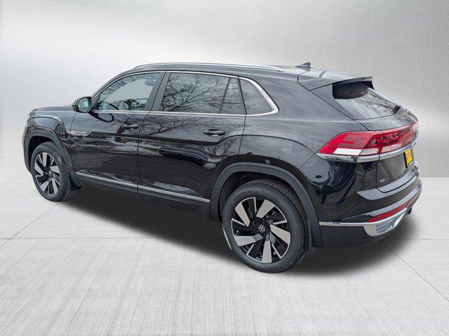 new 2026 Volkswagen Atlas Cross Sport car, priced at $48,577