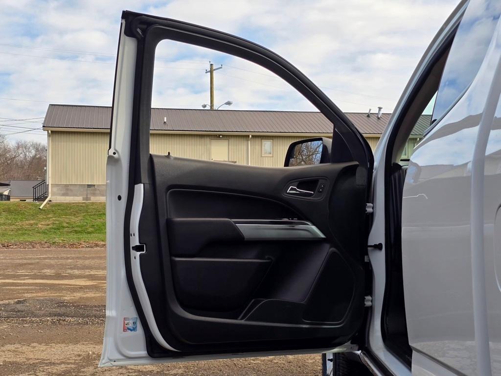 used 2022 Chevrolet Colorado car, priced at $17,987