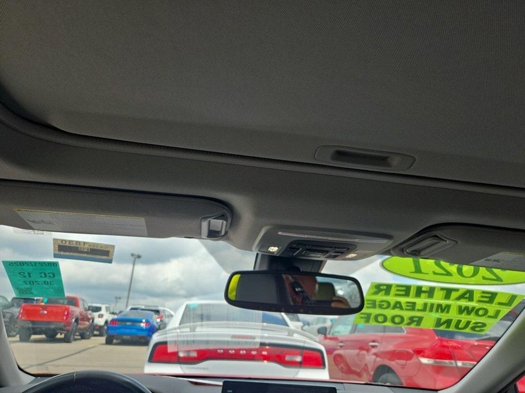 used 2021 Toyota Camry Hybrid car, priced at $26,994