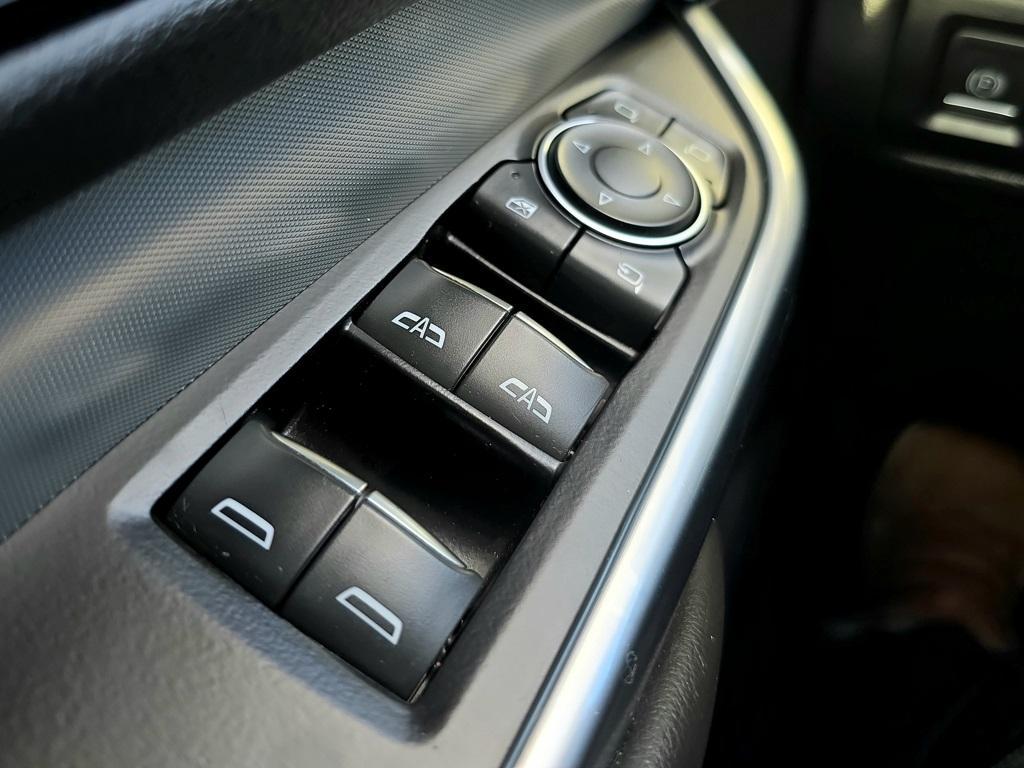 used 2022 Cadillac XT4 car, priced at $22,579